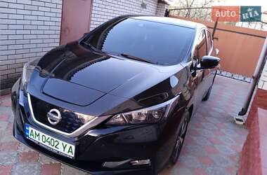 Хетчбек Nissan Leaf 2018 в Житомирі