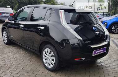 Хэтчбек Nissan Leaf 2014 в 
