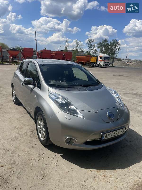 Nissan Leaf 2014