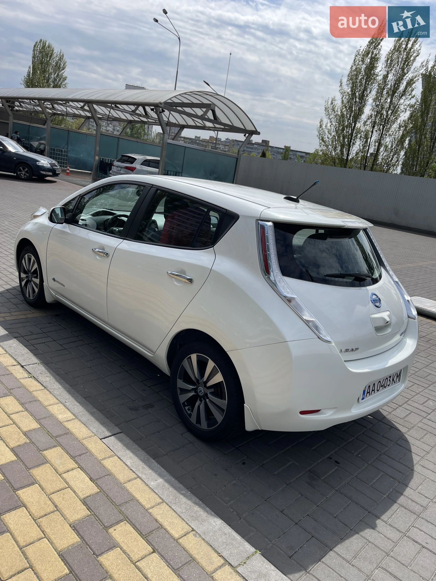 2014 Nissan Leaf - мініатюра 9