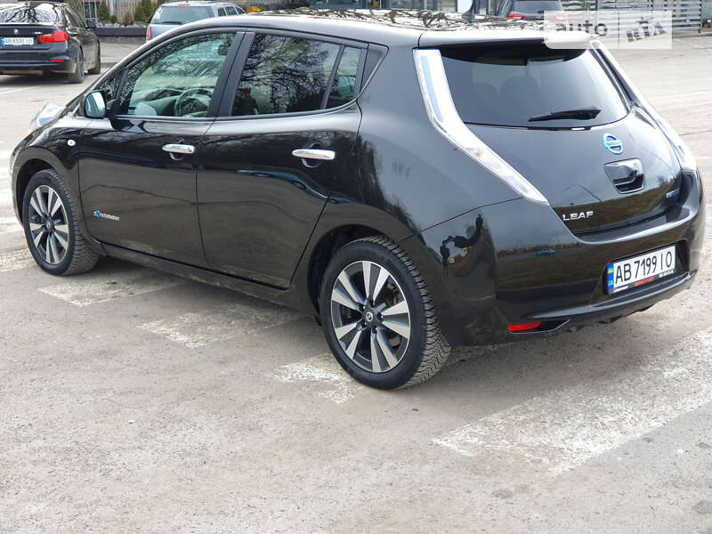 Хэтчбек Nissan Leaf 2016 в Виннице