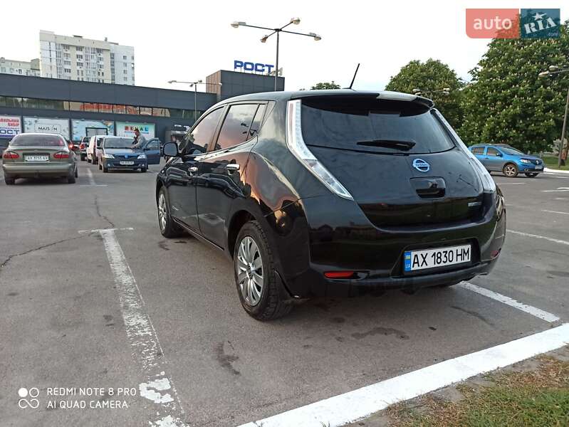Хэтчбек Nissan Leaf 2015 в Харькове