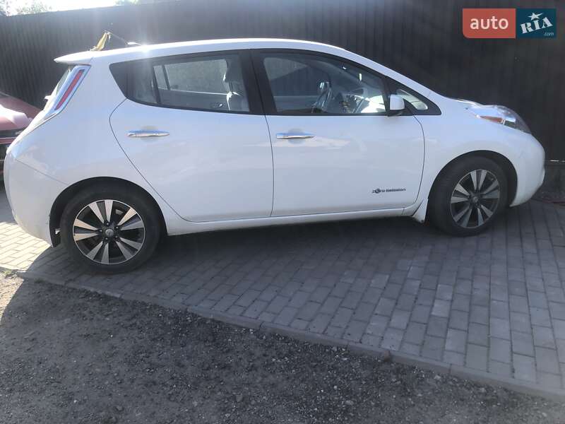 Nissan Leaf 2015