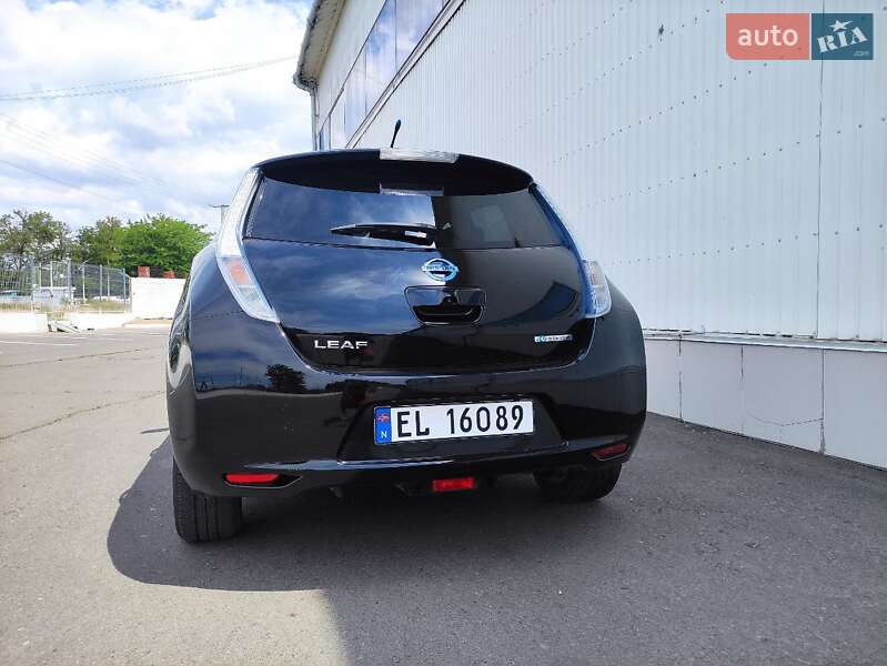 Хэтчбек Nissan Leaf 2012 в Белгороде-Днестровском