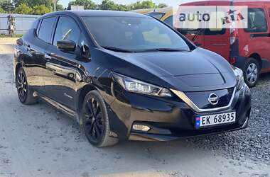 Хетчбек Nissan Leaf 2018 в Львові