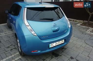 Хетчбек Nissan Leaf 2011 в 