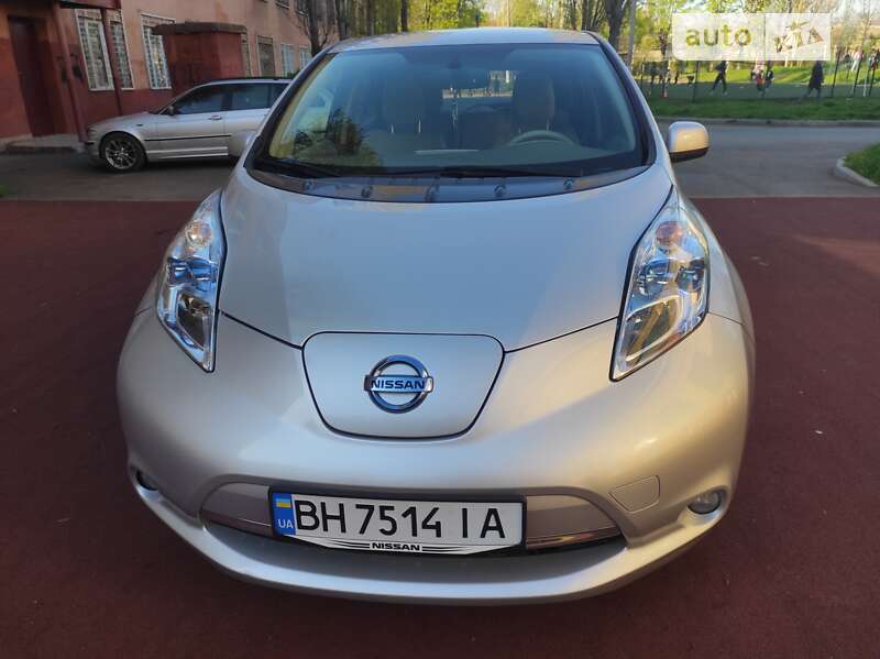 Nissan Leaf 2012