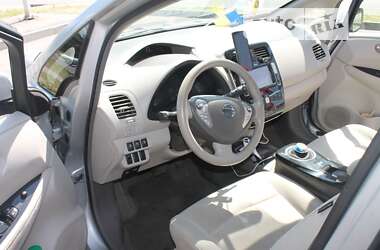 Хэтчбек Nissan Leaf 2011 в Лозовой