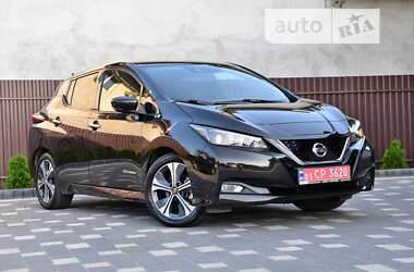 Хетчбек Nissan Leaf 2018 в 