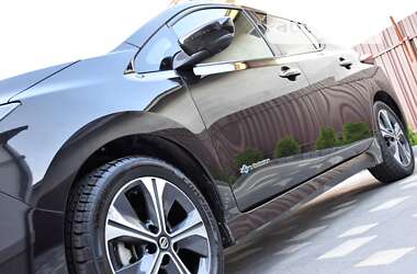 Хетчбек Nissan Leaf 2018 в 
