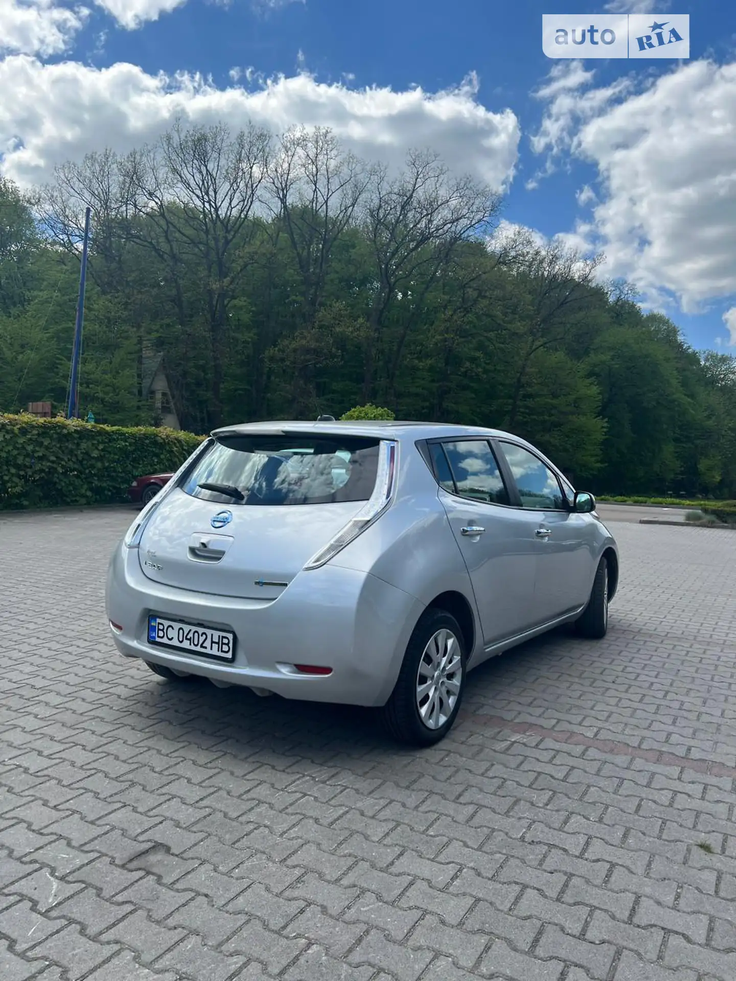 2015 Nissan Leaf - мініатюра 11