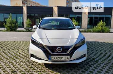 Хэтчбек Nissan Leaf 2019 в Хмельницком