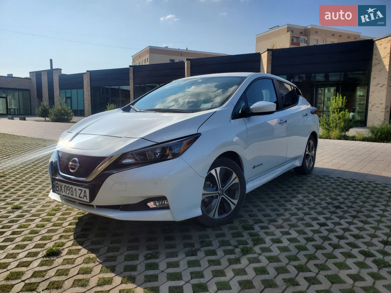 2020 Nissan Leaf - мініатюра 20