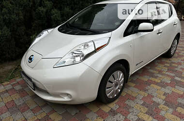 Хетчбек Nissan Leaf 2014 в Києві