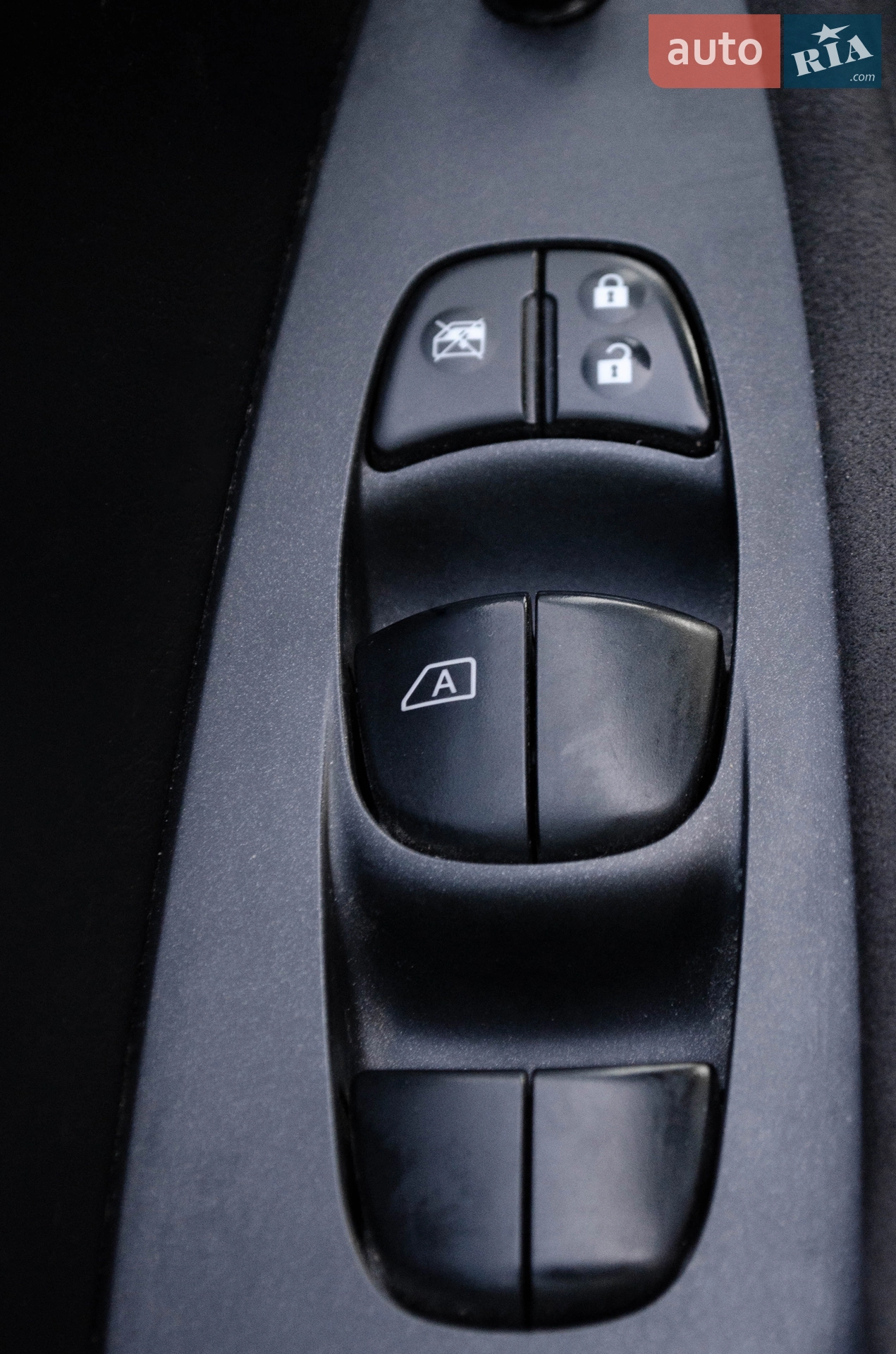 2015 Nissan Leaf - мініатюра 33