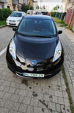 Хэтчбек Nissan Leaf 2014 в Львове