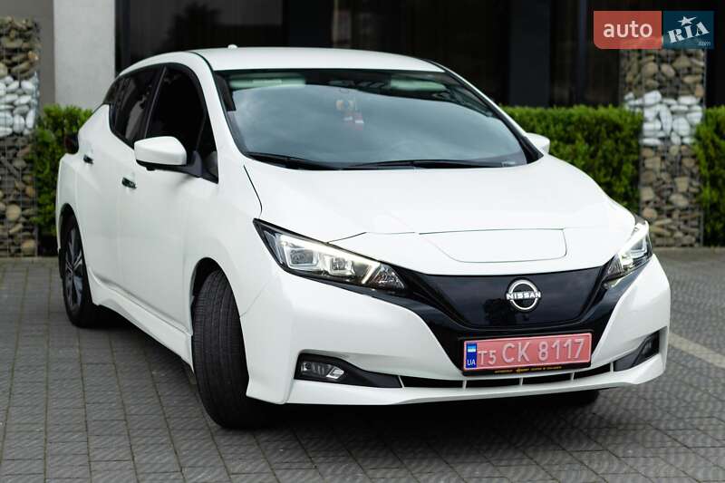 Хэтчбек Nissan Leaf 2020 в Стрые
