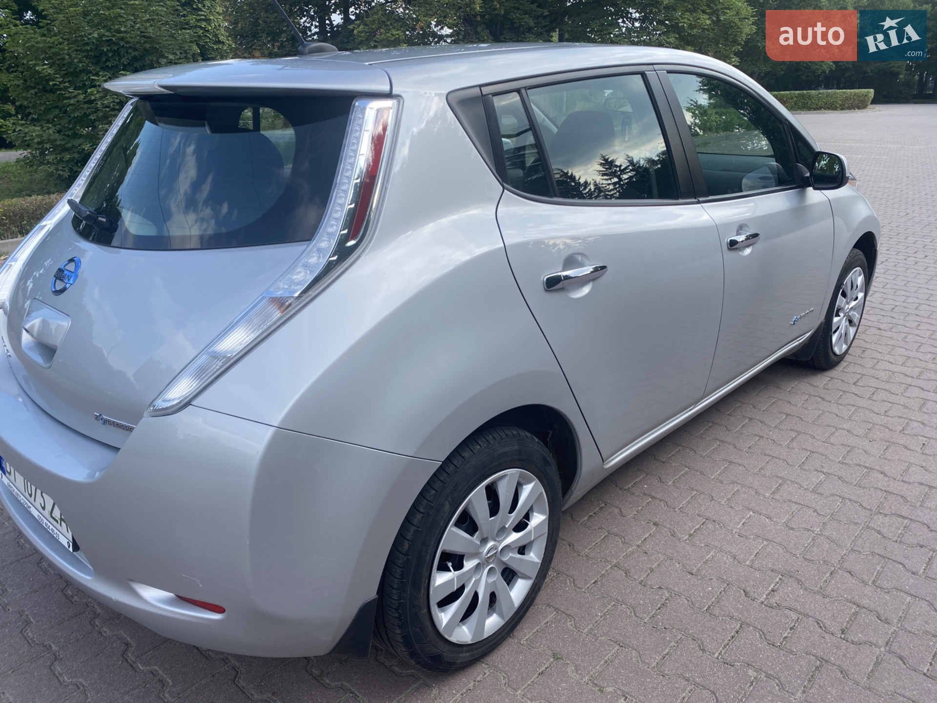 2017 Nissan Leaf - мініатюра 5