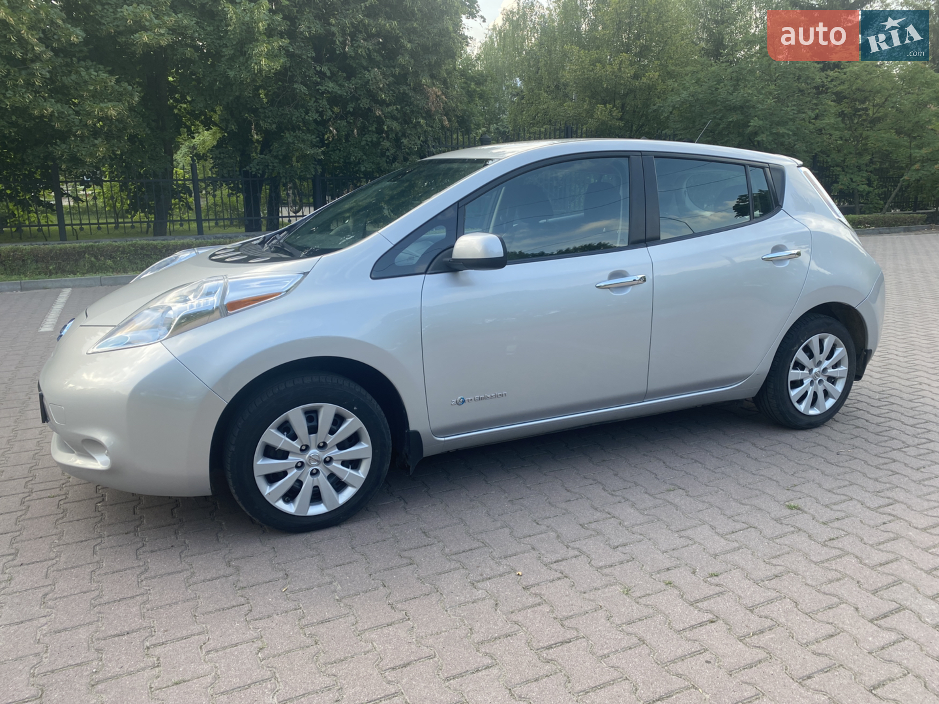 2017 Nissan Leaf - мініатюра 24