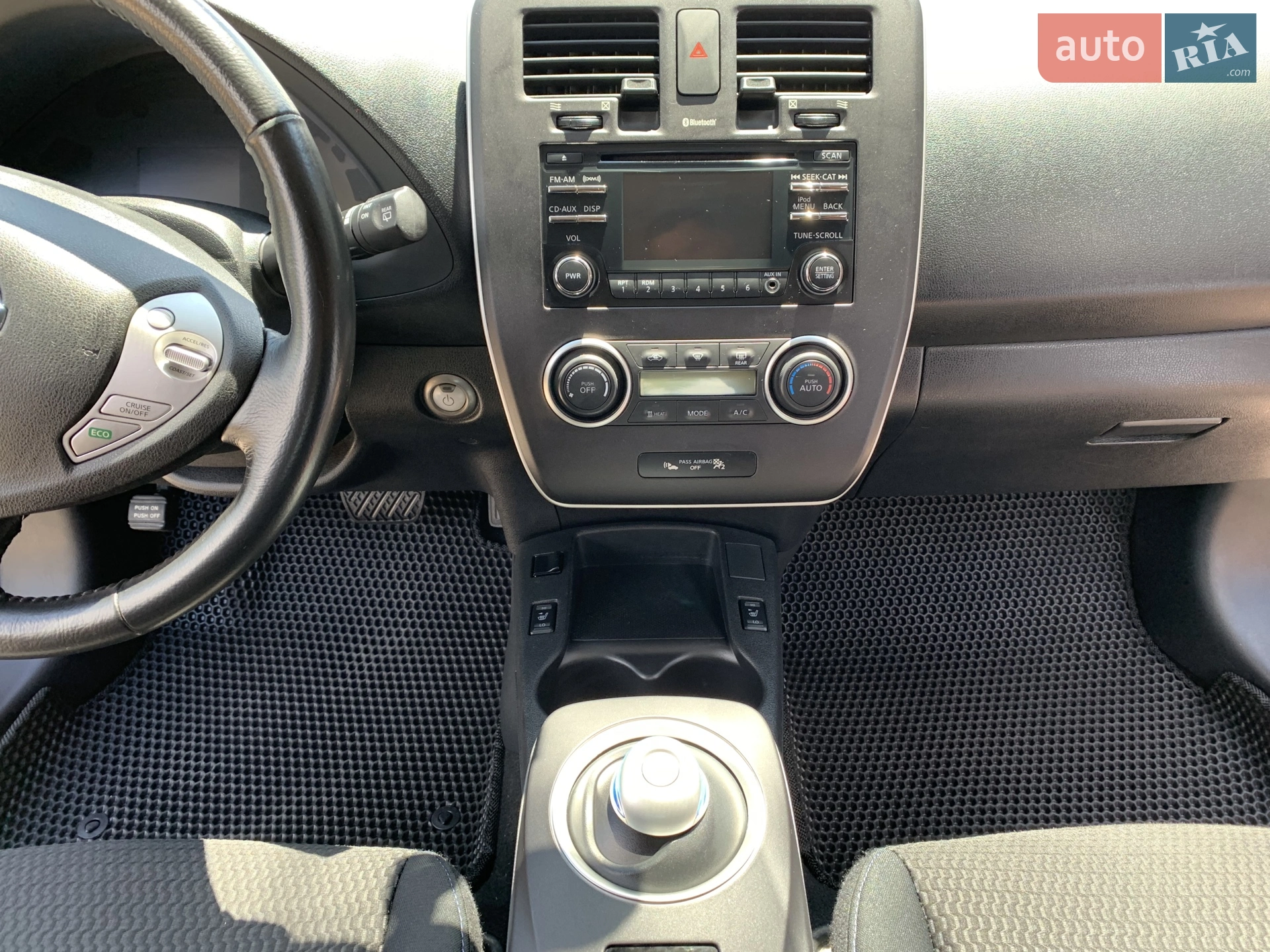 2014 Nissan Leaf - мініатюра 21