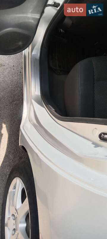 Хэтчбек Nissan Leaf 2013 в Виннице фото 11 Хэтчбек Nissan Leaf 2013 в Виннице