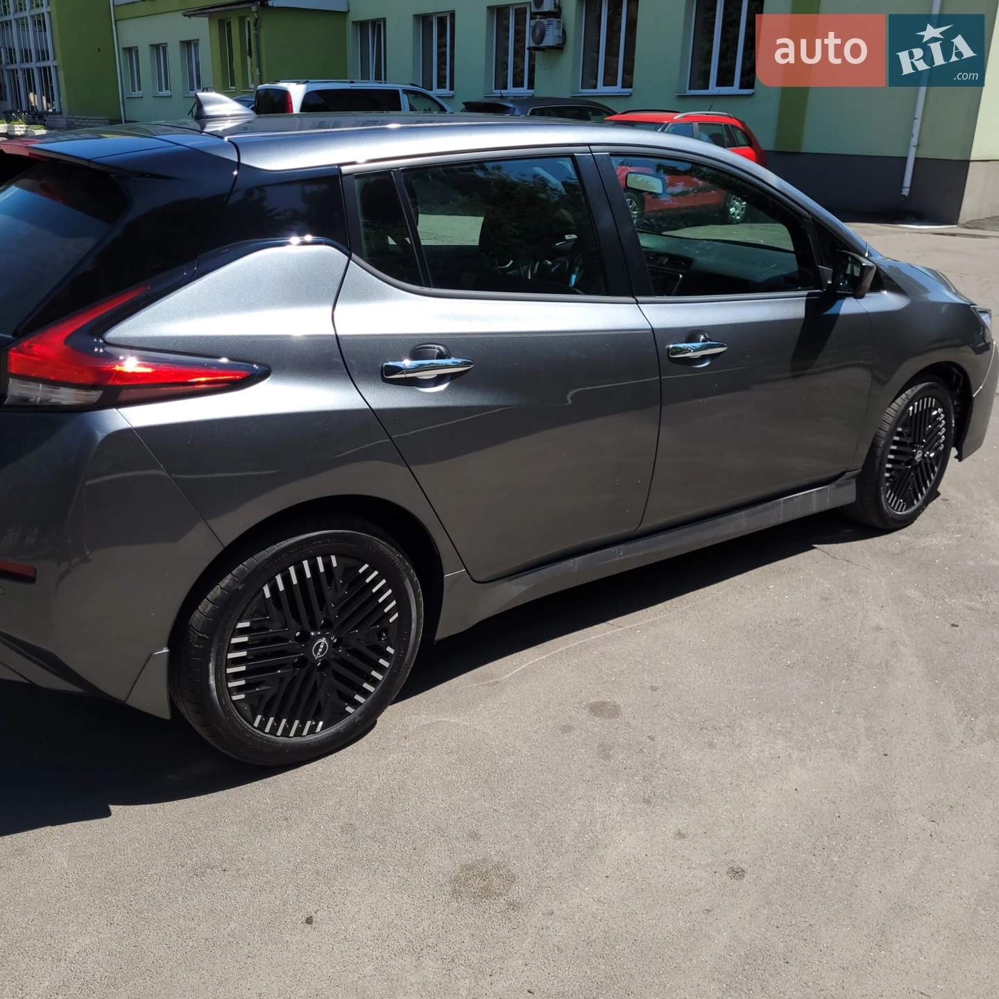 2022 Nissan Leaf - мініатюра 13