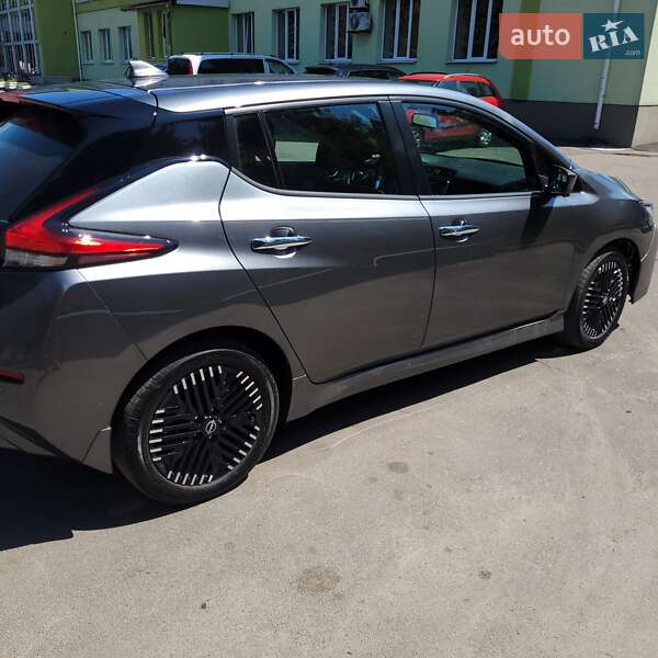 Хетчбек Nissan Leaf 2022 в Рівному