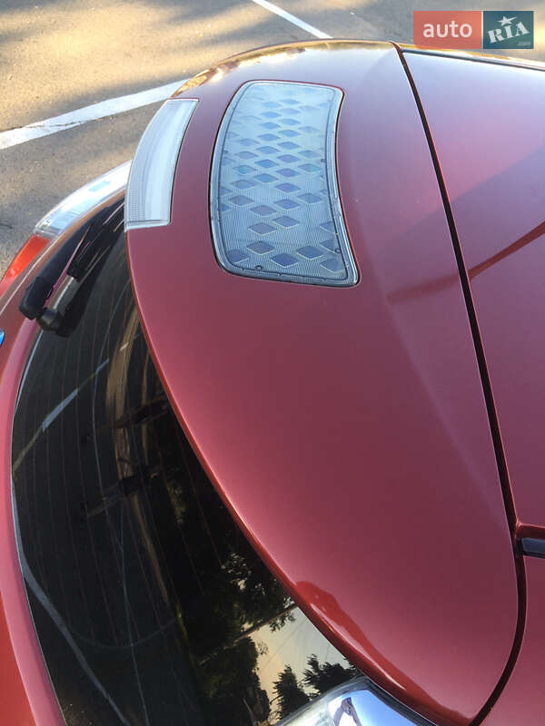 Хэтчбек Nissan Leaf 2013 в Киеве