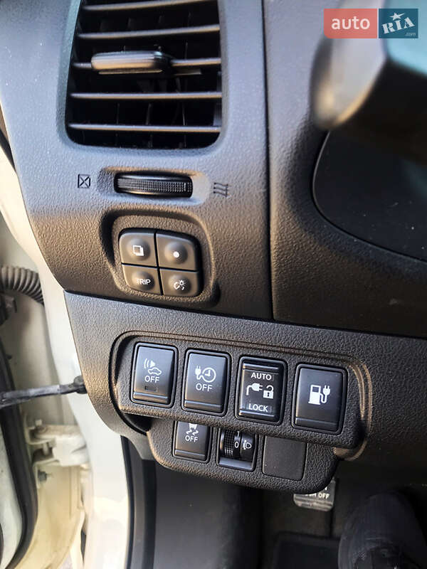 Хэтчбек Nissan Leaf 2014 в Львове фото 15 Хэтчбек Nissan Leaf 2014 в Львове