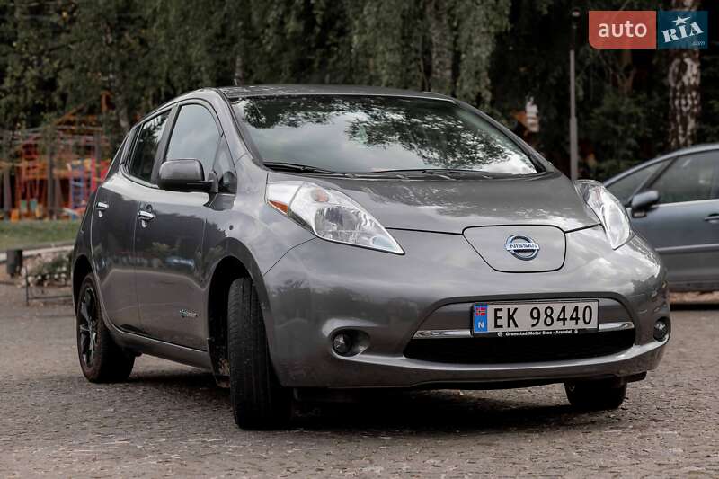 Nissan Leaf 2014