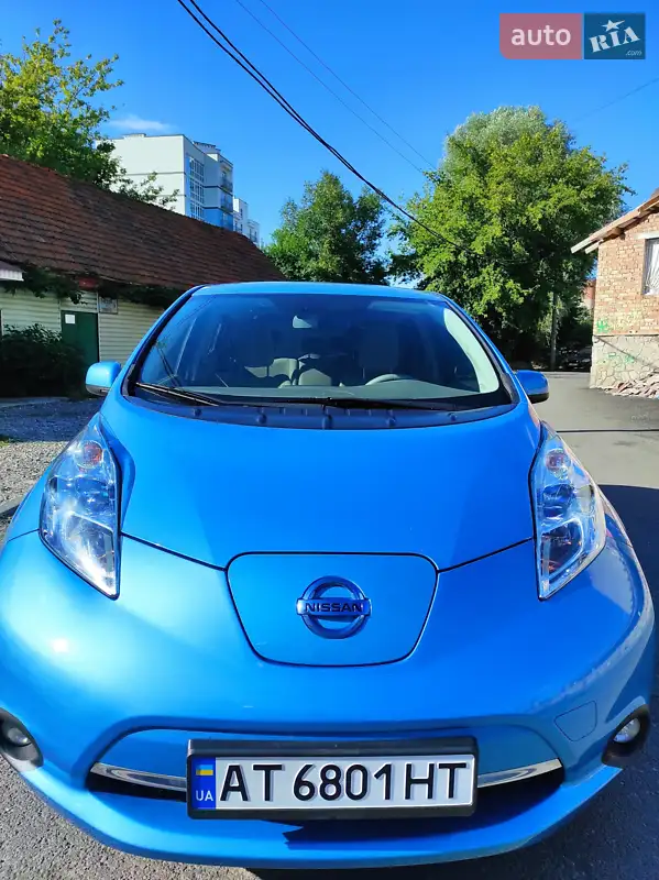 Nissan Leaf 2011