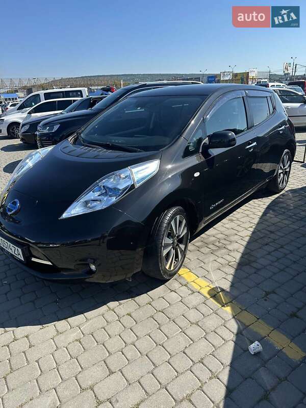 Хэтчбек Nissan Leaf 2015 в Кицмани