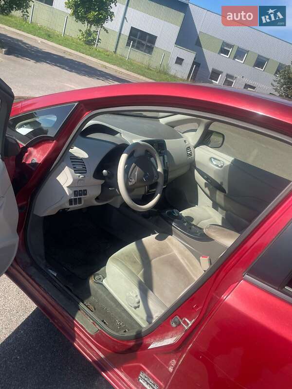 Хэтчбек Nissan Leaf 2012 в Киеве фото 3 Хэтчбек Nissan Leaf 2012 в Киеве