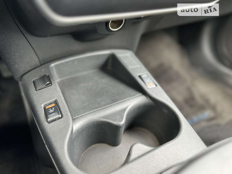 Хэтчбек Nissan Leaf 2015 в Львове