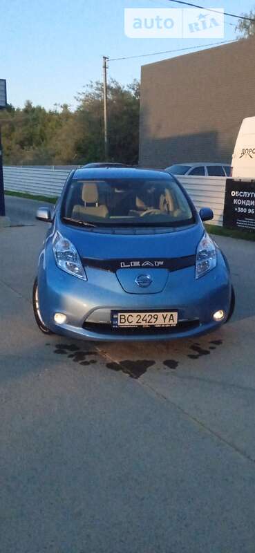 Хэтчбек Nissan Leaf 2012 в Бориславе