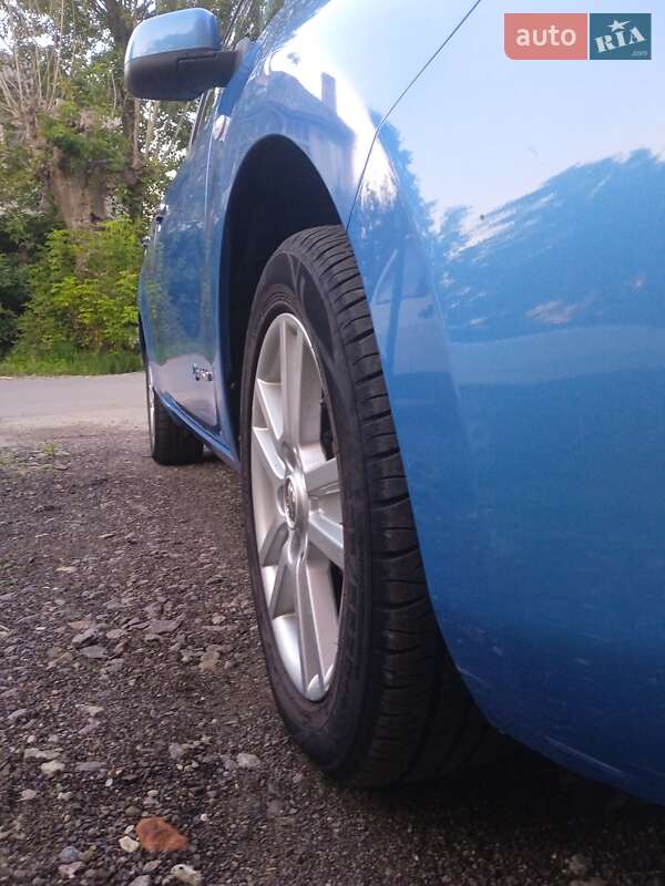 Хетчбек Nissan Leaf 2012 в Бориславі фото 14 Хетчбек Nissan Leaf 2012 в Бориславі