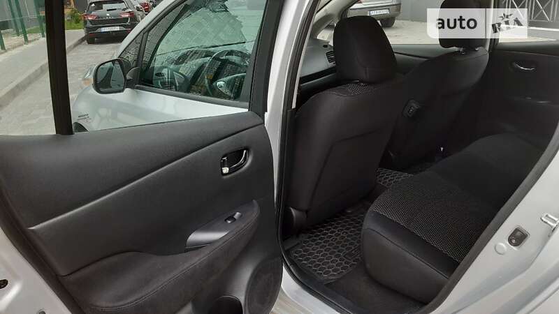 Хетчбек Nissan Leaf 2015 в Івано-Франківську фото 19 Хетчбек Nissan Leaf 2015 в Івано-Франківську