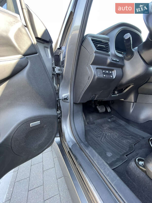 Хэтчбек Nissan Leaf 2019 в Одессе