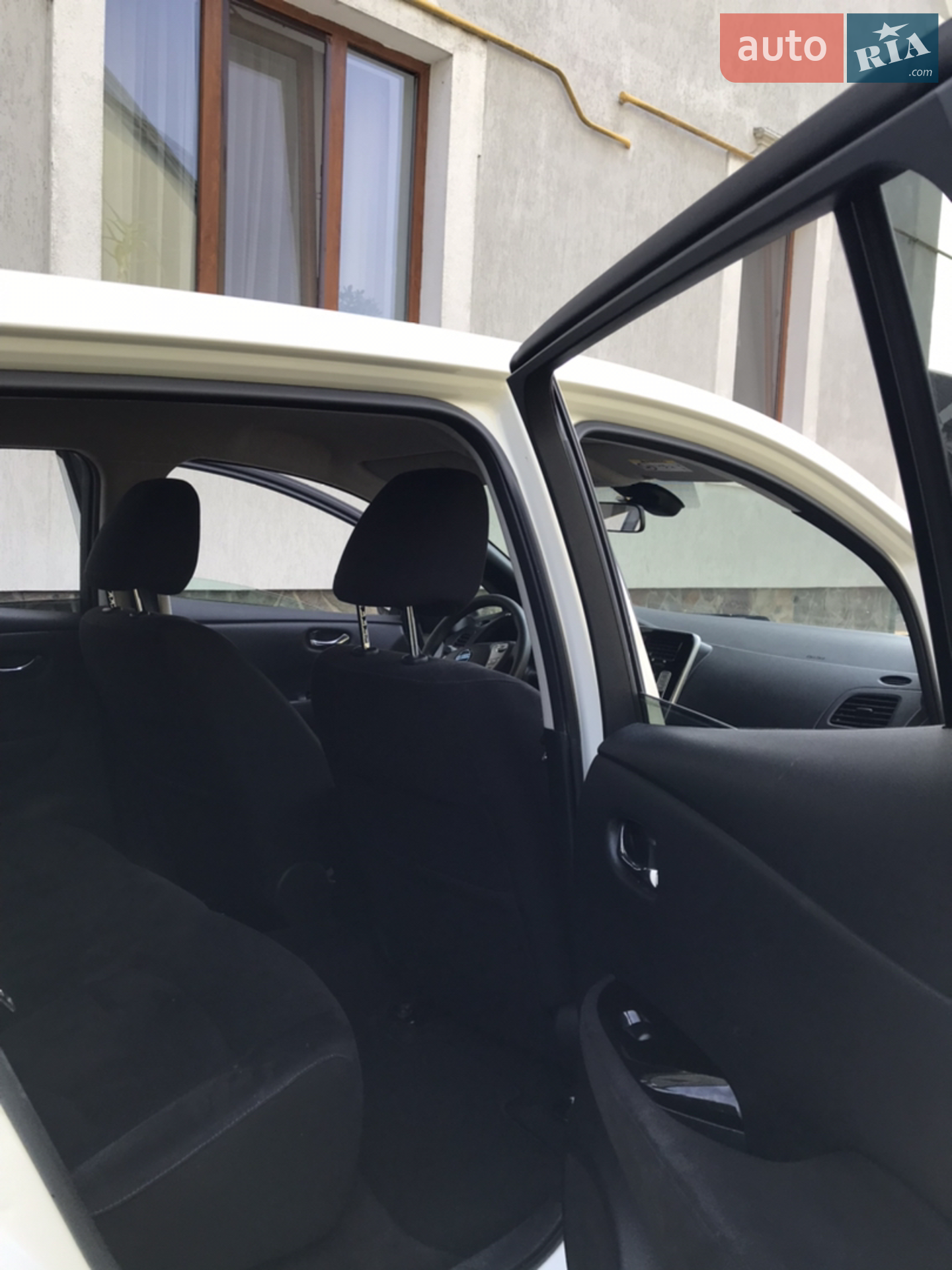 2017 Nissan Leaf - мініатюра 8