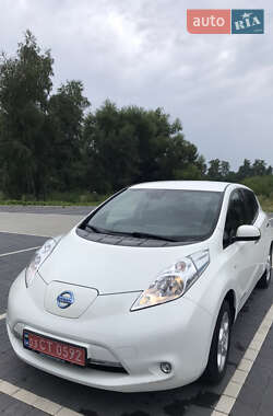 Хетчбек Nissan Leaf 2017 в 
