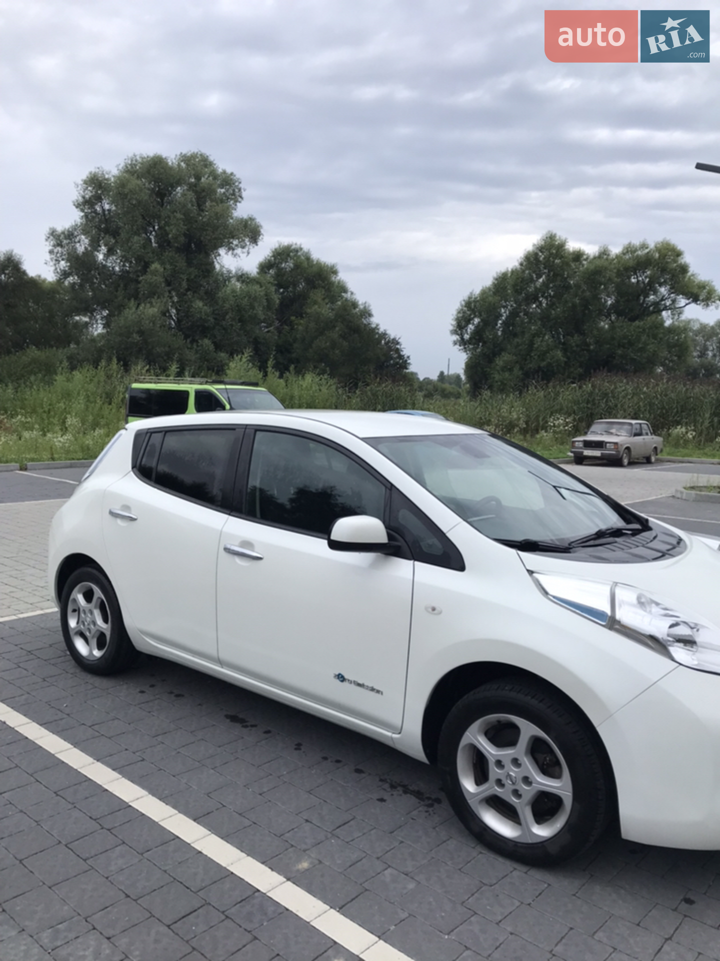 2017 Nissan Leaf - мініатюра 33
