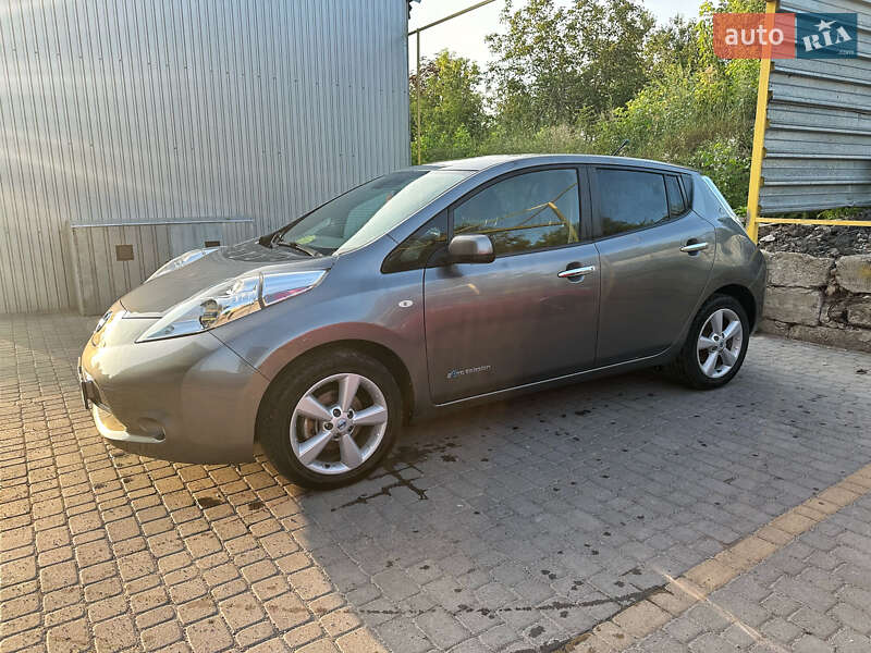 Хэтчбек Nissan Leaf 2013 в Харькове фото 7 Хэтчбек Nissan Leaf 2013 в Харькове