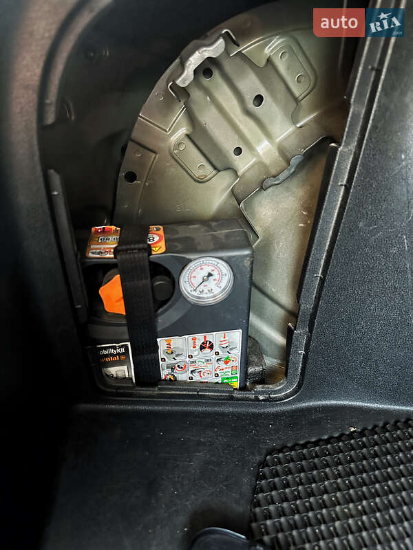 Хэтчбек Nissan Leaf 2013 в Харькове фото 33 Хэтчбек Nissan Leaf 2013 в Харькове