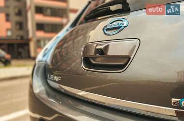 Хэтчбек Nissan Leaf 2014 в Тернополе