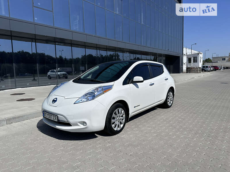 Nissan Leaf 2014