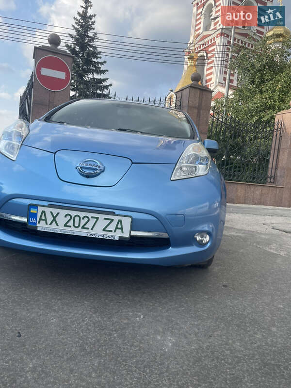 Хетчбек Nissan Leaf 2014 в Харкові