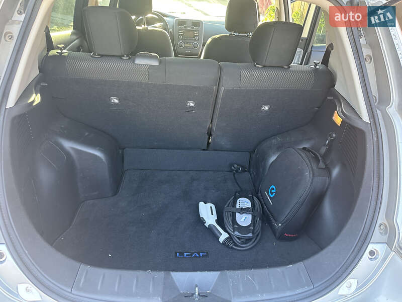 Хетчбек Nissan Leaf 2014 в Львові