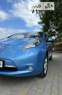 Хетчбек Nissan Leaf 2012 в Вінниці