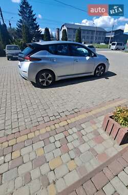Хэтчбек Nissan Leaf 2020 в Ивано-Франковске
