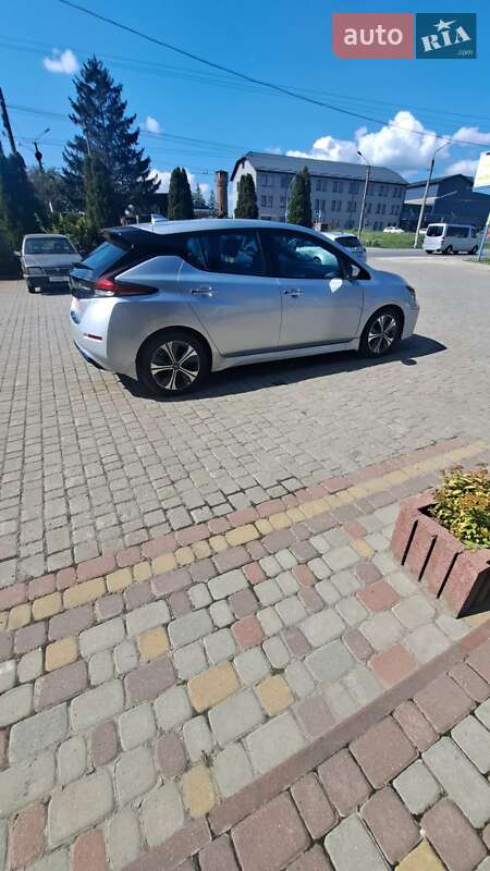Хэтчбек Nissan Leaf 2020 в Ивано-Франковске